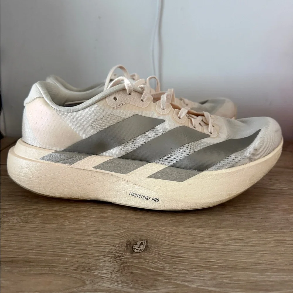 Adidas Evo SL Women’s Size 6.5 Athletic Sneakers - Picture 3 of 8